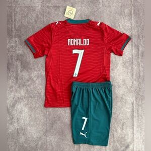 Portugal  Home set for kids Ronaldo 7